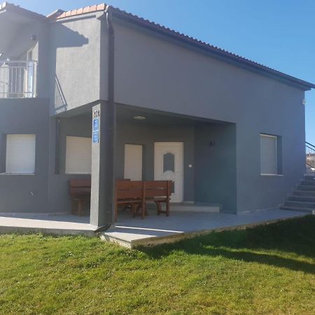 Apartment Luca Pula Exterior foto